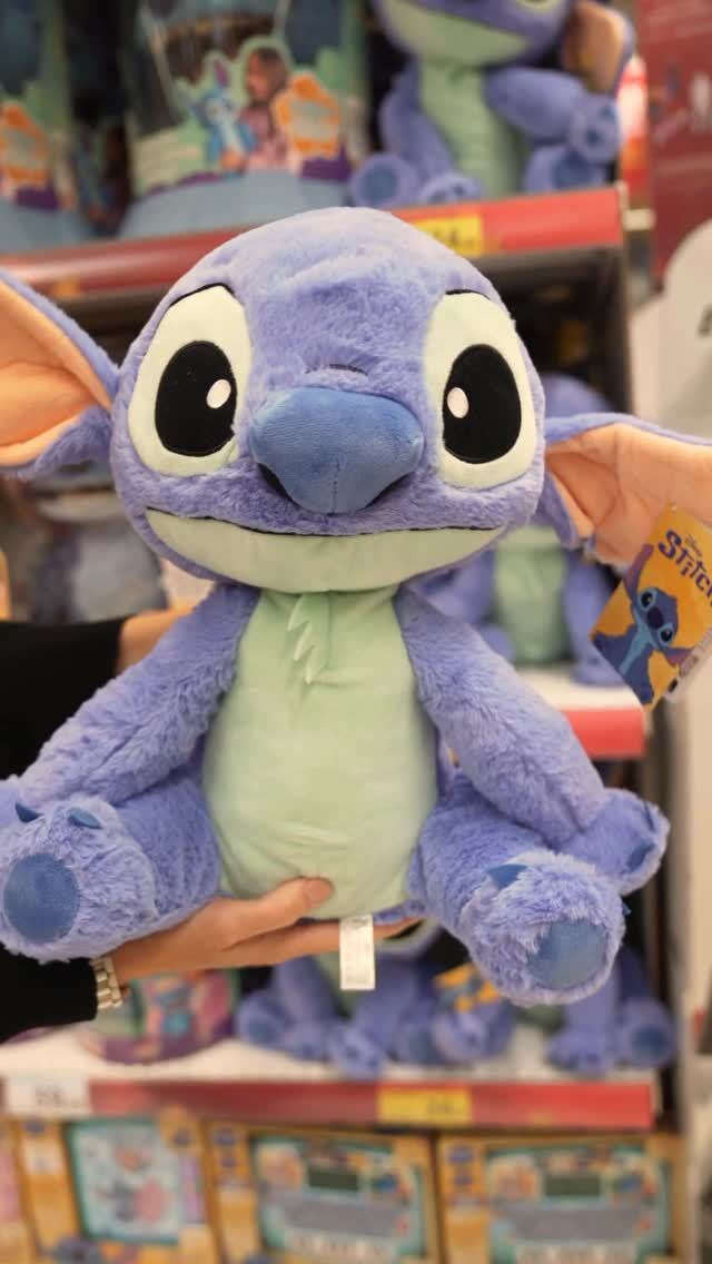 🎁 Almost Xmas! 
Hasta el 5 de noviembre, @carrefoures te lo pone fácil para sorprender a los más pequeños (y a los no tan pequeños). Disfruta de un 40% de descuento en una selección de juguetes y bicicletas. 
Porque nunca es demasiado pronto para llenar la casa de magia, ilusión y diversión. 
#FeelingFun #CCCentroOeste #Majadahonda