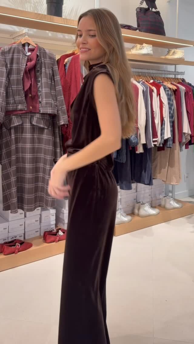 Se acerca mi época favorita del año: las celebraciones de Navidad. Por eso he ido a @cccentrooeste a fichar distintos looks, ideales y versátiles para las cenitas y todos los planes especiales que vienen estas semanas en @oldei_ropa, @whitespain y @algobonitoofficial. ¿Cuál es vuestro favorito?  #Embajadora #CCCentroOeste #Majadahonda